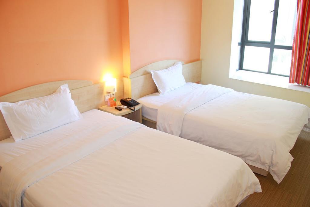 7Days Inn Chongqing Nanping Pedestrian Street Zewnętrze zdjęcie